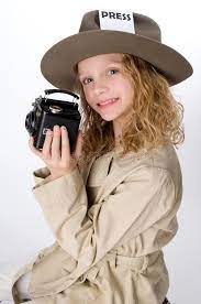 Little Girl Reporter Little Girl In Reporter Costume Holding Antique Camera Ad Girl Reporter Reporter Costume News Reporter Costume Show Choir Costumes