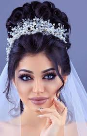 ماكياج عرائس لطيف وناعم بنات جمال صورة 1 Wedding Hairstyles With Crown Bridal Hair Updo Best Wedding Hairstyles