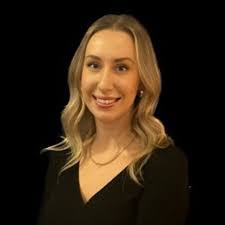 Claudia Lovelace's Instagram, Twitter & Facebook