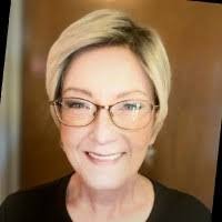 Erin Doak's Instagram, Twitter & Facebook