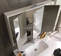 Specchio specchiera per bagno contenitore da 88x66hx27 laccato bianco con mensole in vetro 1 (1) Specchio Contenitore 3 Ante Per Bagno Art 2930 Outletarreda