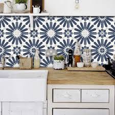 Ordering tile has never been easier! 15 Kitchen Backsplash Ideas That Go Right Over Old Tile The Budget Decorator