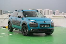 Citroën still keeps it clean and simple with the c4 cactus: Citroen C4 Cactus 1 2 Puretech Review 2017 Carbuyer Singapore