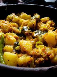 Sri Lankan Spicy Dry Devilled Potato Curry Island Smile Recipe Dried Potatoes Potato Curry Side Dishes Easy
