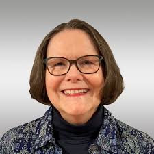 Arlene Redmond's Instagram, Twitter & Facebook