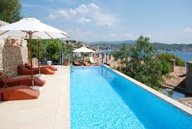 With the right architectural help, however, it may be possible to seamlessly add an indoor pool to an existing home. Hotel Petit Cala Fornells Swimming Pools