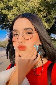 Yolanda Arce's Instagram, Twitter & Facebook