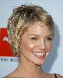 30 Simple Short Hairstyles For Women Appear As Diva Appear Hairstyles Short Simple Women Short Hair Styles Haircuts For Fine Hair Very Short Hair