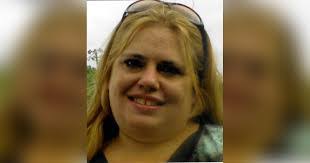 Beth Stapleton's Instagram, Twitter & Facebook