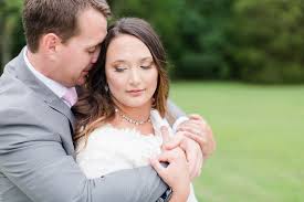 Do this to get the best garlic. Carree Britt And Reagan Potter Wedding Dakota Hersey Photography 0035 1 Dakota Hersey Photography