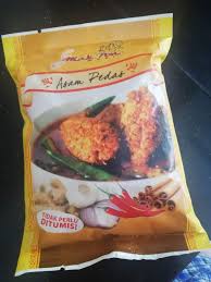 Variasi asam pedas juga berbeza bergantung kepada tempat. Suria Amanda Asam Pedas Ikan Siakap Guna Pes Asam Pedas Mak Pon