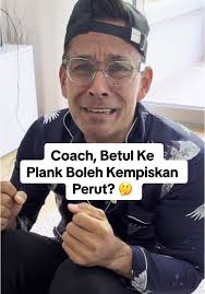 Mitos Senaman Perut: Plank dan Russian Twist