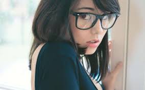 Black And White Glasses Wallpaper Pin By Muhamad Hafiz Anas On Megane Girls With Glasses Brunette Girl Brunette Woman