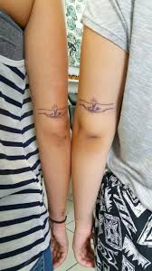 Keep reading to discover all the inspiring tattoo ideas to help you decide on the number 8 on our 25 small matching tattoos for couples list: 1001 Ideas For Best Friend Tattoos To Celebrate Your Friendship With