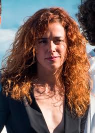 Puede que esté haciendo malabarismos con varias preguntas y dudas sobre la compra de este producto. Goya Award For Best Actress Wikipedia