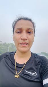 Shut up ! And just do it. Favourite words from one of the best Wayne Lombard  😁🙌 #noexcuse #noshortcut #hardwork #nike #womenpower #fitness  #aim-high...