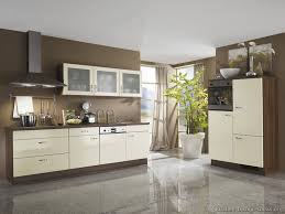 Pictures Of Kitchens Modern Two Tone Kitchen Cabinets Kitchen 145 Modern Kitchen Colours Kitchen Design Color Kitchen Cabinet Design