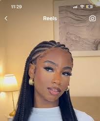 Evelyn Morel's Instagram, Twitter & Facebook