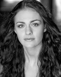 Outlander Casts Brianna: British Actress Sophie Skelton Wins Prized Role!
