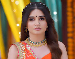 PORUS, MONDAY 17TH MARCH #BlastersSeries In Macedonia, Aredius throws his  glass of liquor, shouting that it is blood, and then bangs his head against  a pillar. Alexander and his friend rush to