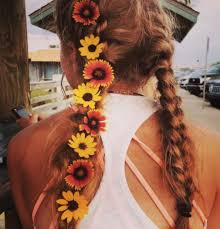 Are you looking for wavy hairstyles for men with long hair? Vsco Girl Hairstyles You Ll Want To Copy Stylebistro
