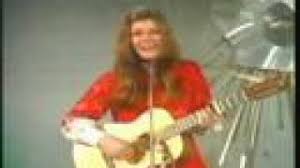 In 1982 kuhr hosted the nationaal songfestival, the dutch national heat for eurovision. Lenny Kuhr Best Songs Albums And Concerts Mozaart