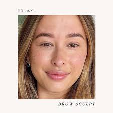 Brows in a few simple sweeps!