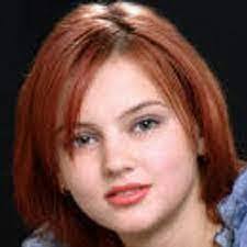 Nanette Potter's Instagram, Twitter & Facebook