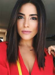 30 Medium Length Hairstyles Visit My Channel For More Other Medium Hairstyle Thick Hair Styles Lob Haircut Haircuts For Long Hair Straight