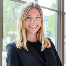 Hannah Lyons's Instagram, Twitter & Facebook