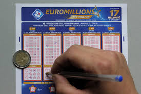 Le résultat des tirages euromillions était disponible à partir de 22h30 sur le site de la française des jeux. Resultat De L Euromillions Fdj Le Tirage Du Mardi 3 Novembre 2020 En Direct