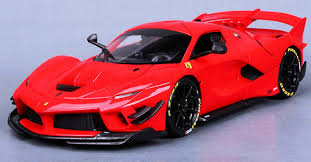 Bburago Exclusive Ferrari FXX-K Evo Hybrid 6.3 V12 2018 - Red •  DiecastSociety.com