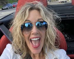 Jean Engel's Instagram, Twitter & Facebook