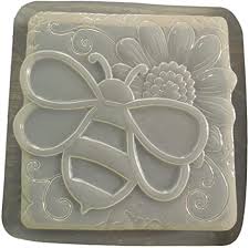 The stones are adorned with pretty objects, tiles and mosaics. Amazon Com Bumble Bee With Sunflower Stepping Stone Mold 1305 Home Kitchen