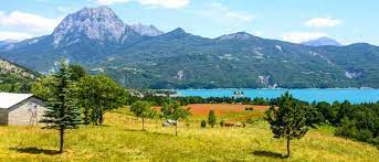« 1 2 3 ». Campingplatze Rund Um Den Lac De Serre Poncon