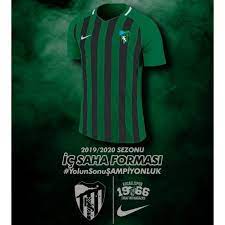 İzmit belediyespor'un iki genç yıldızı defne melissa paylar ve i̇pek garip, u20 avrupa şampiyonası için milli takım aday kadrosuna davet edildi. Kocaelispor 2019 Cubuklu Forma 102