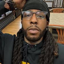 Who would win in a fight between Naruto and Spider-Man?