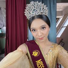 MC, MODEL, & INFLUENCER SURABAYA