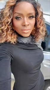 Raquel Marsh's Instagram, Twitter & Facebook