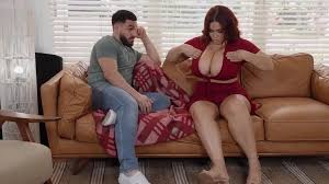 Curvy Roommate Natasha Nice Peter Green 4kPorn.XXX