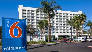 Finding A Motel 6 Near Me Now Is Easier Than Ever With Our Interactive Google Hotel Marriott Hotels Intercontinental Hotels Group