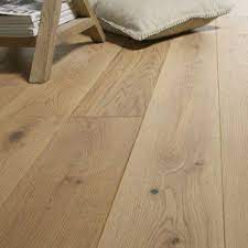 parquet massif chene naturel vitrifie l artens solidclic parquet massif parquet contrecolle parquet chene clair