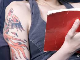 Top 30 colorful tattoos for men and women | beautiful colorful tattoo designs & ideas daniel dj april 24, 2019 no comments we often encounter colorful tattoo designs online, particularly watercolor ones that look extremely magical on skin so we chose to compile the top ones to showcase you. Best And Worst Type Of Tattoos To Get According To Artists