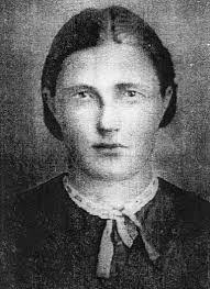 Fatima Arnold's Instagram, Twitter & Facebook