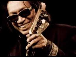I M Gonna Live Until I Die By Sixto Rodriguez Although It Is A Cover It Feels Like His Own Song The Way He Searching For Sugar Man Music Sales Guitar