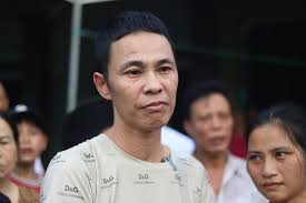 Ngã cột điện cao thế tử vong