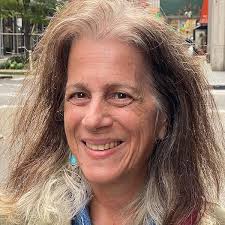 How I Think I Should Be Is B***S***: From Hiddenness to Open-Hearted:  Marder-Mirman, Eileen: 9781088064320: Amazon.com: Books