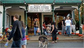 Ashfield is a town in franklin county, massachusetts, united states. Second Homes In A Vital Intellectual Town The New York Times