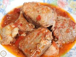 Incinge un ceaun la foc mare si toarna ulei in el. Retete Culinare Retetetraditionaleromanesti Ro Friptura De Porc La Ceaun Reteta