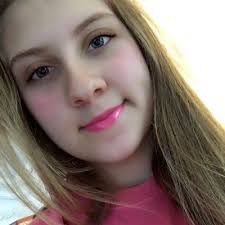 Brooke Price's Instagram, Twitter & Facebook